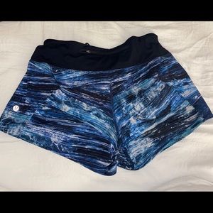 Lululemon Speed up Shorts 4 inch